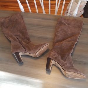 Arturo Chiang: Dark tan suede boots